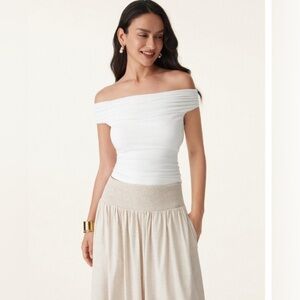 OGL Ruched Off Shoulder Brami Top
White Size Medium